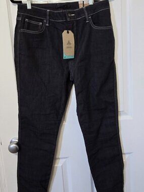 NWT Prana Skinny Jeans – Size 12 – Super Stretch